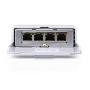 Kurzinfo: Ubiquiti NanoSwitch N-SW - Switch - 4 x 10/100/1000 (PoE) - Passive PoE Gruppe Hubs & Switches Hersteller Ubiquiti Hersteller Art. Nr. N-SW Modell NanoSwitch N-SW EAN/UPC 4250605529512 Produktbeschreibung: Ubiquiti NanoSwitch N-SW - Switch - 4 Anschlüsse Gerätetyp Switch - 4 Anschlüsse Untertyp Gigabit Ethernet Ports 4 x 10/100/1000 (PoE) Power Over Ethernet (PoE) Passive PoE Leistung Nicht-blockierende Switching-Kapazität: 4 Gbit/s Leistungsmerkmale Wetterfest Abmessungen (Breite x Tiefe x Höhe) 19.64 cm x 9.35 cm x 3.24 cm Gewicht 271 g Farbe Weiß Ausführliche Details Allgemein Gerätetyp Switch - 4 Anschlüsse Untertyp Gigabit Ethernet Ports 4 x 10/100/1000 (PoE) Power Over Ethernet (PoE) Passive PoE Leistung Nicht-blockierende Switching-Kapazität: 4 Gbit/s Leistungsmerkmale Wetterfest Prozessor 1 x Realtek Semiconductor RTL8367N-VB Flash-Speicher 4 KB Statusanzeiger Anschluß-Übertragungsgeschwindigkeit
